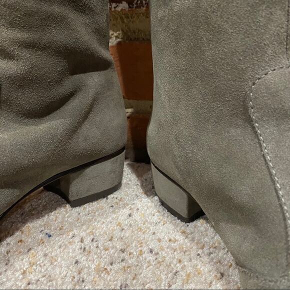 Steve Madden Steven Over the Knee Suede Boots Size 6 tall boots Flat Boots - Picture 5 of 10